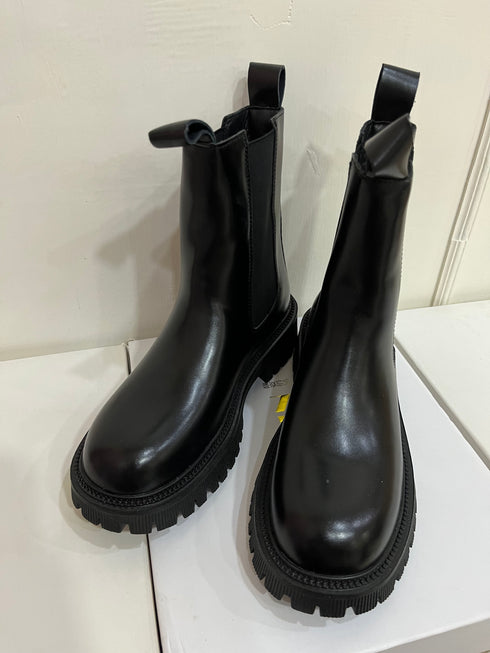 Women Ankle Chunky Chelsea Boots